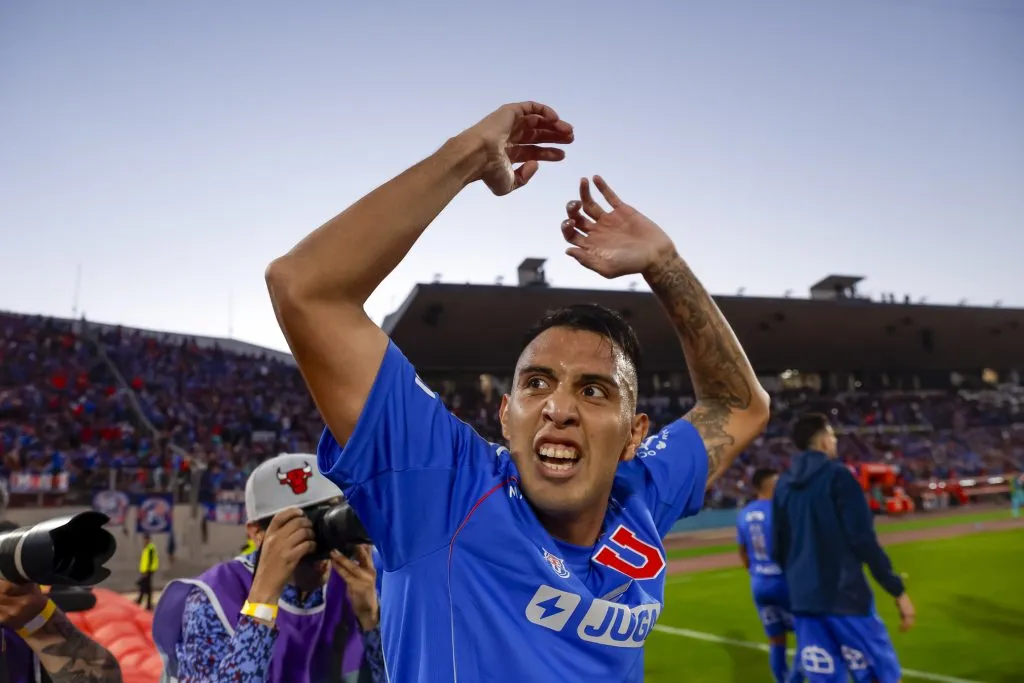 Rodrigo Contreras anotó en la agonía para la victoria de Universidad de Chile ante la UC.