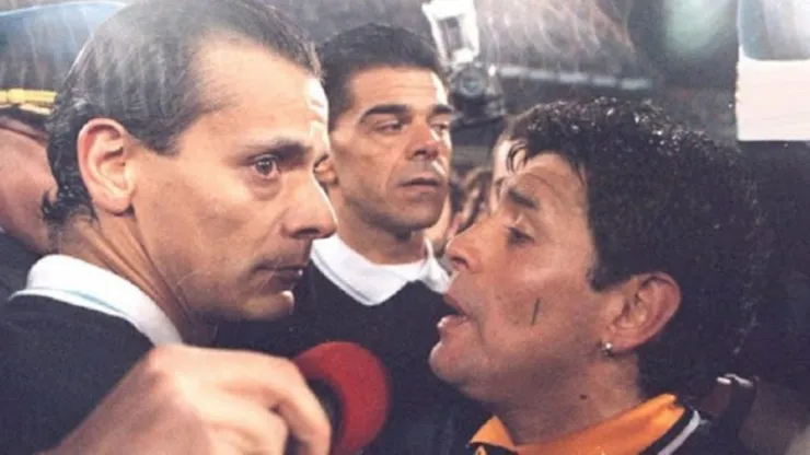 Las dos razones de Javier Castrilli para expulsar a Diego Maradona.
