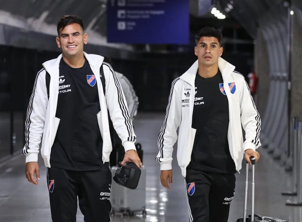 Colo Colo aterrizó en Brasil el domingo por la noche. (Foto: @ColoColo)
