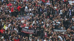 Hinchas de Colo Colo reciben dura advertencia por parte de las autoridades trasandinas (Foto: Photosport)