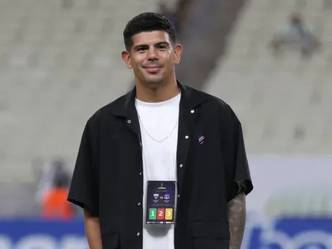 FOTOS: Plantel de Colo Colo estrena 'nuevo outfit' en Brasil