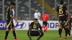 Los albos cayeron humillados en Brasil.