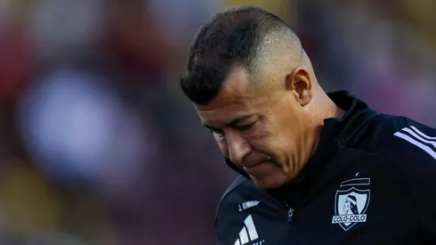 Almirón no la pasa bien en Colo Colo.