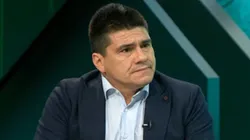 Vega destroza a tres jugadores de Colo Colo.