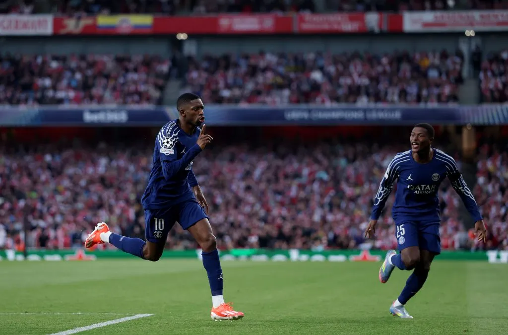 Ousmane Dembele esperará su oportunidad desde el banco de suplentes | FOTO: Michael Steele/Getty Images