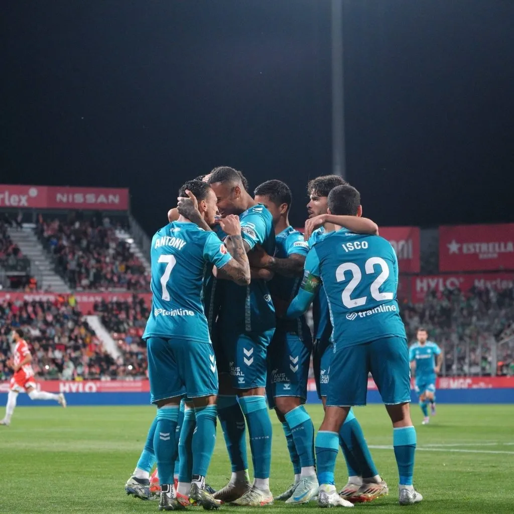 Real Betis ganó la semifinal de ida 2-1 a Fiorentina (Facebook).