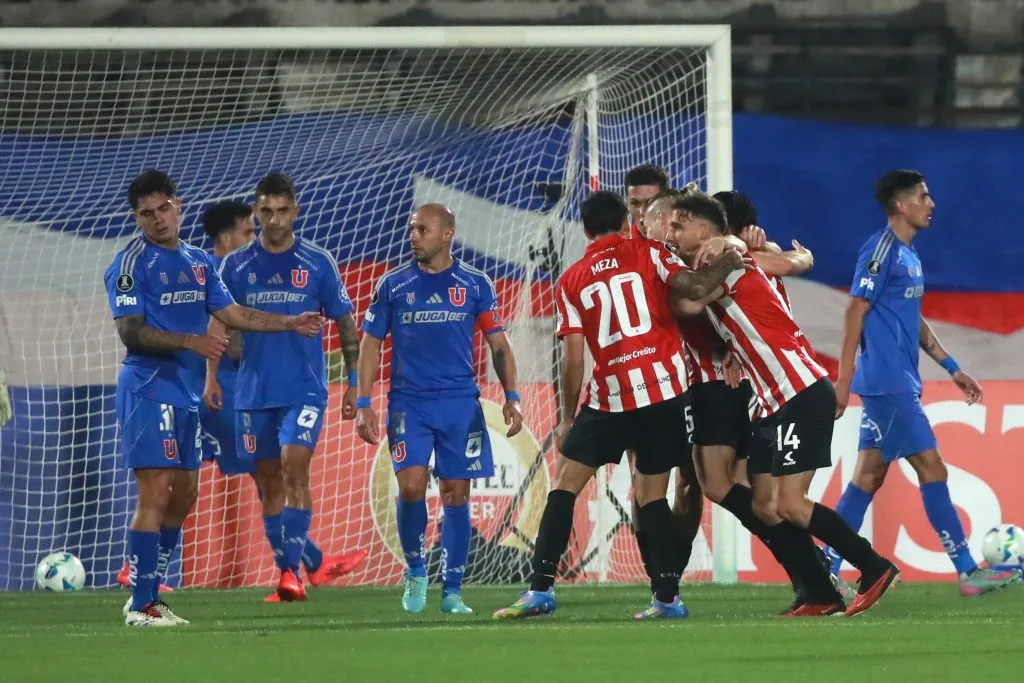 Universidad de Chile cae ante Estudiantes en el Estadio Nacional. (Foto: Photosport)