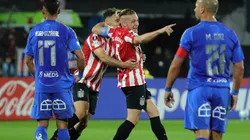 El volante de Estudiantes criticó el juego que mostró la U en Argentina.