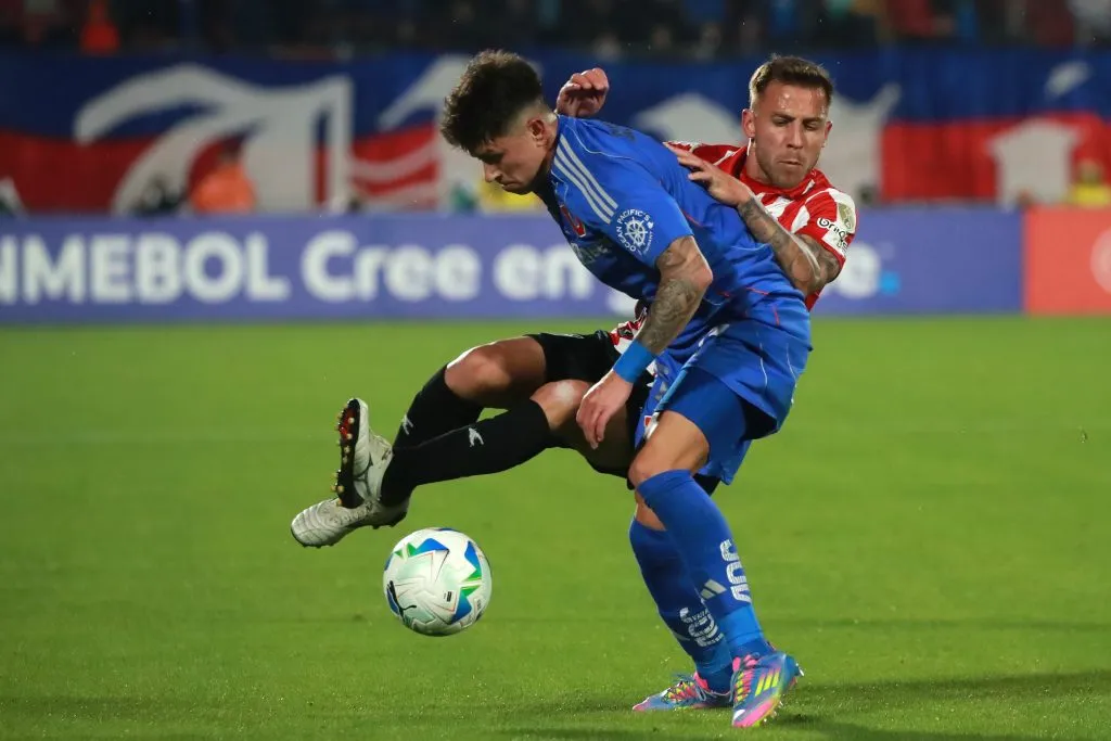 Maxi Guerrero vio acción ante Estudiantes de La Plata | FOTO: Jonnathan Oyarzun/Photosport