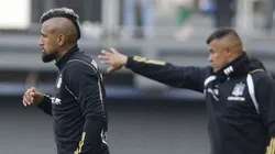 Arturo Vidal respalda a Jorge Almirón (Foto: Dragomir Yankovic/Photosport)