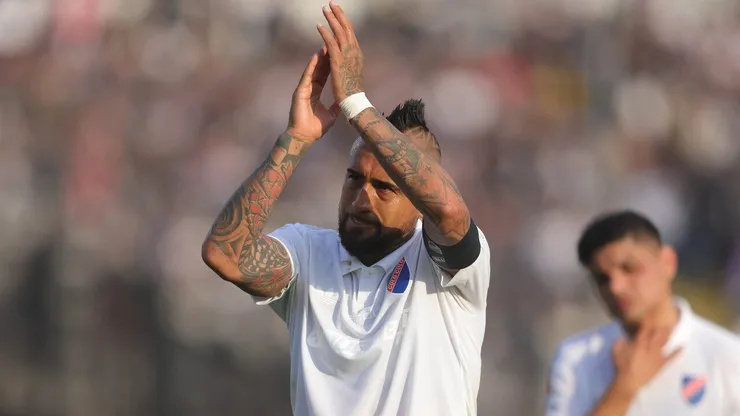 Arturo Vidal y la nueva promesa que firma con el hincha de Colo Colo