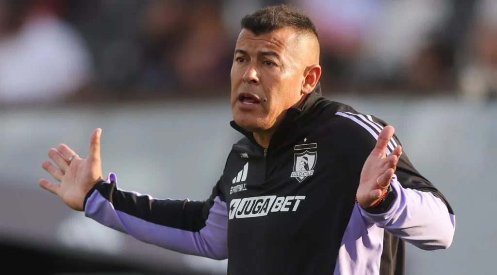 Jorge Almirón ha sido blanco de críticas tras la dura eliminación de Colo Colo en Copa Chile (Foto: Photosport)