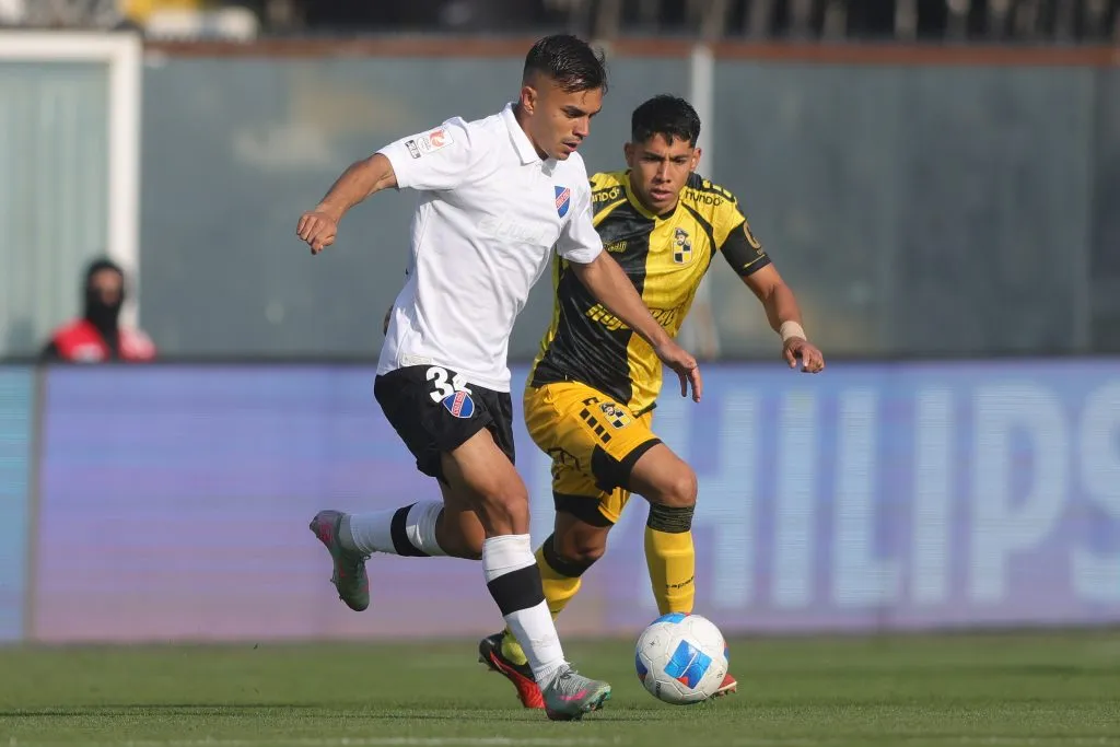 Gabriel Suazo le sigue teniendo mucha fe a Vicente PizarroFOTO: Felipe ZancaPhotosport