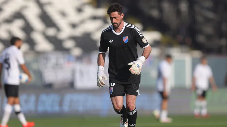 Fernando De Paul comienza a ganarse los elogios en Colo Colo.