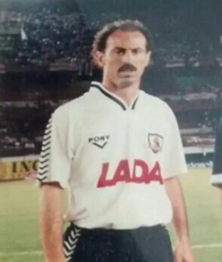 Gustavo De Luca fue campeón de la Recopa Sudamericana 1992 con Colo Colo.