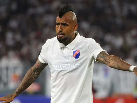 Campeón internacional con Colo Colo manda a callar a Arturo Vidal