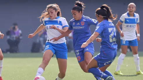 Universidad de Chile derrotó a Universidad Católica en el Clásico Universitario Femenino. (Foto: Photosport)