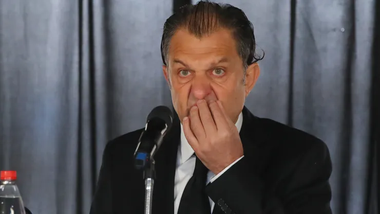 Aníbal Mosa se refiere a la reunión que tendrán en la concesionaria. (Foto: Photosport)