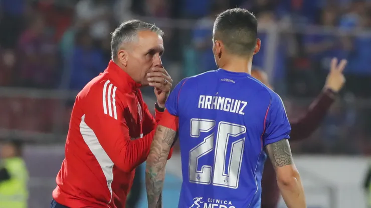 Gustavo Álvarez definió al posible reemplazante de Charles Aránguiz en U. de Chile.
