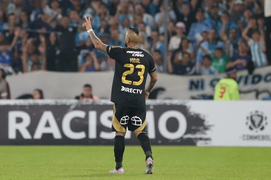 Vidal fue expulsado ante Racing | Foto: Getty Images