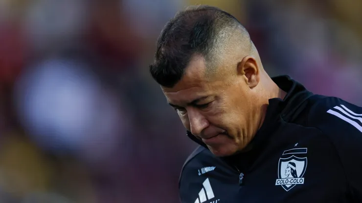 Jorge Almirón llegó a su fin en Colo Colo (Photosport).