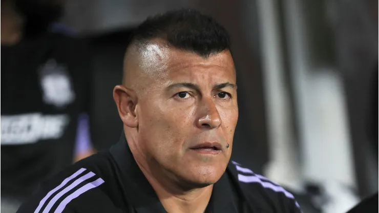Almirón no se quiere ir con las manos vacías de Colo Colo.
