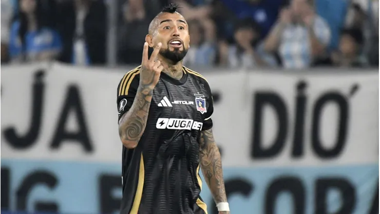 En Colo Colo sigue dando vuelta la polémica expulsión de Arturo Vidal.