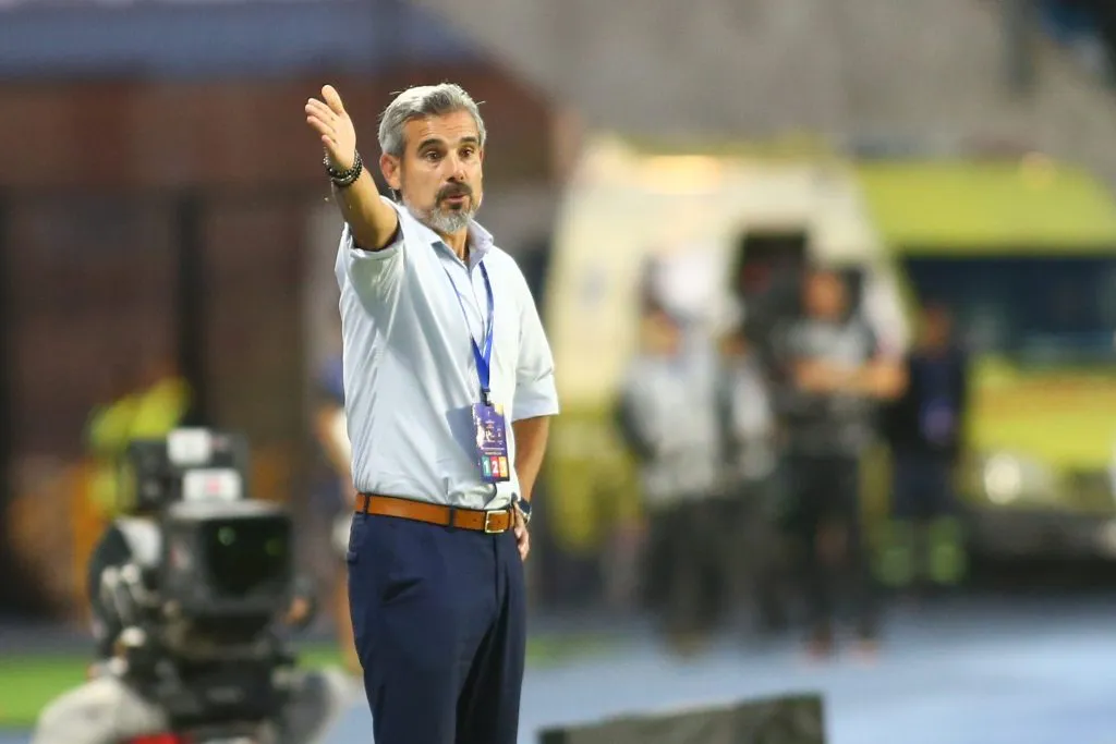 Miguel Ramírez es uno de los entrenadores que suenan para la banca de Colo Colo. (Foto: Álex Díaz/Photosport)