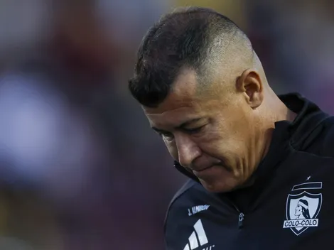 En Colo Colo esperan el arribo del representante de Jorge Almirón