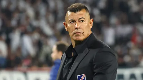 Jorge Almirón estaría viviendo sus últimas horas en Colo Colo.