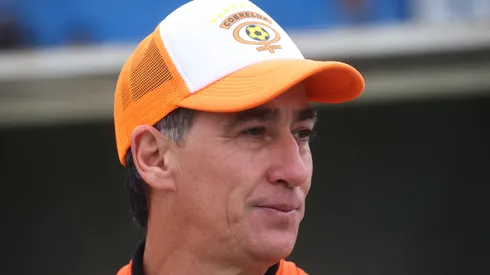 César Bravo da contundente mensaje cuando le consultan por el mercado de Cobreloa
