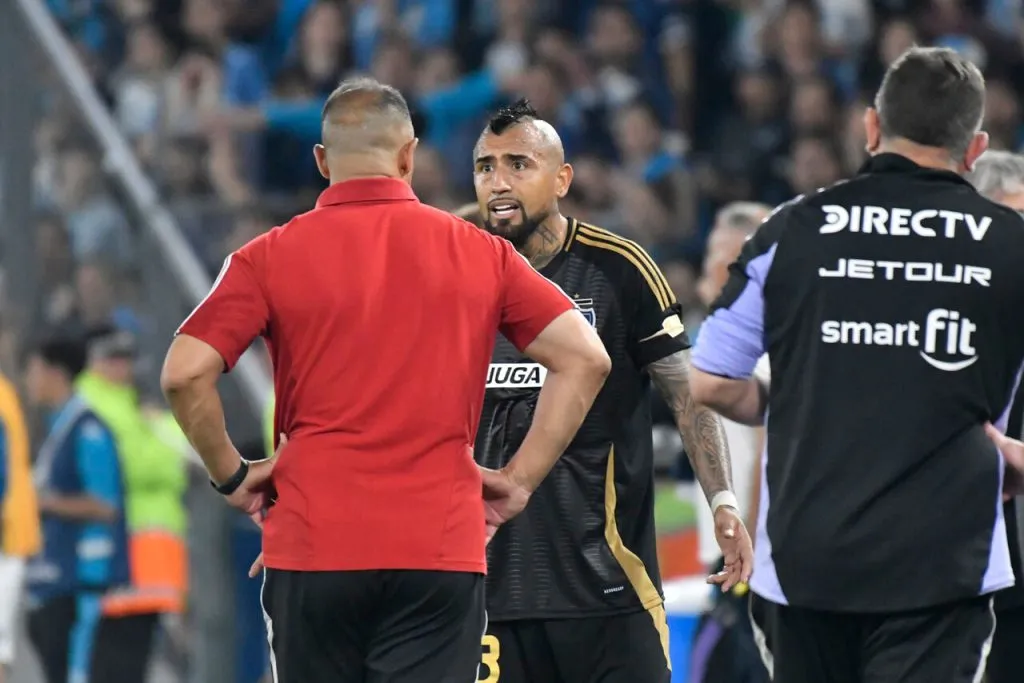 Almirón podría estar viviendo sus últimas horas en Colo Colo | Foto: Photosport