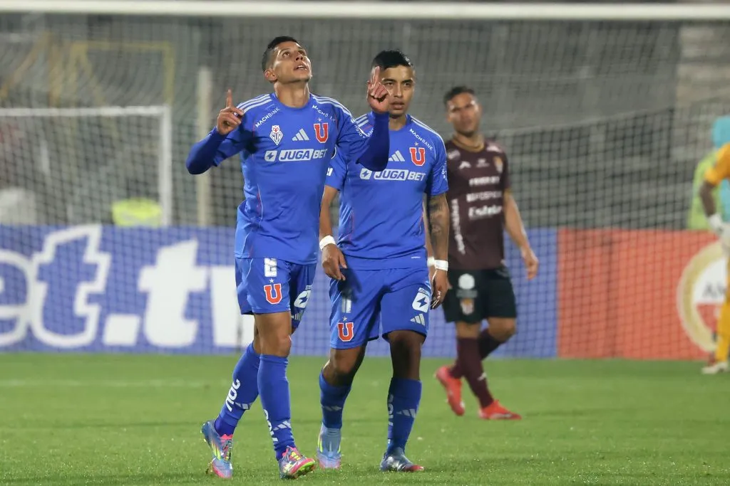 Israel Poblete convirtió uno de los goles en el triunfo de la U vs Carabobo Jonnathan Oyarzun/Photosport
