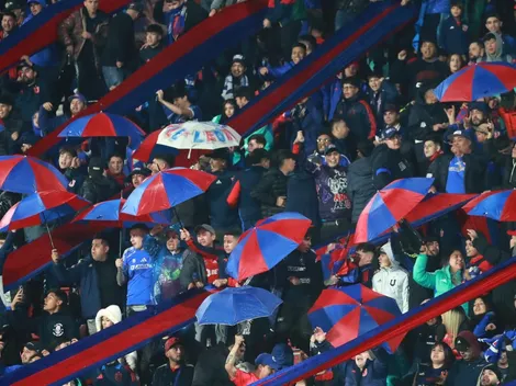 La U recibe especial visita de famoso influencer en la goleada a Huachipato