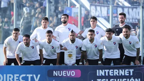 Colo Colo preparó su formación para enfrentar a Ñublense.