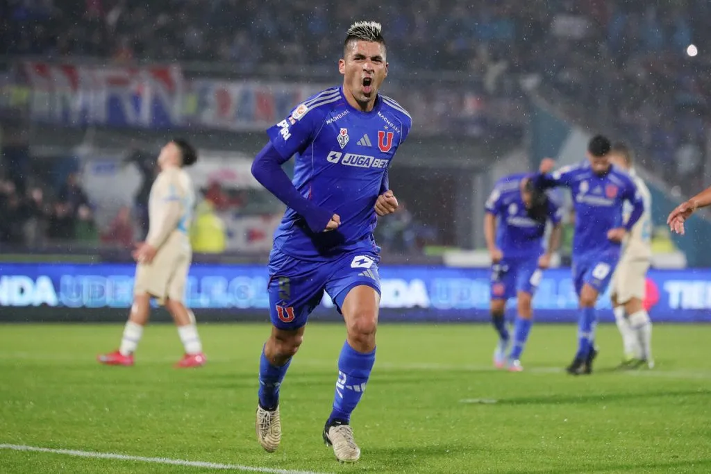 Fernández anotó el penal azul | Foto: Photosport