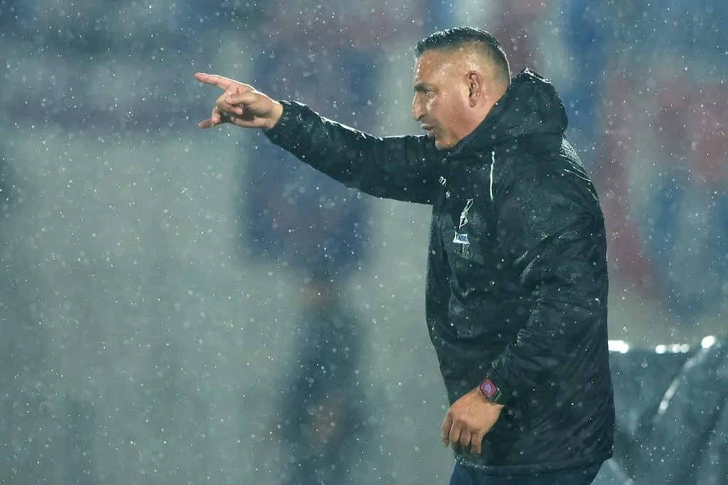 Jaime García lamentó la caída de Huachipato ante Universidad de Chile. (Créditos: Photosport)