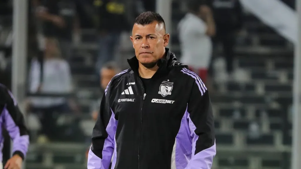 Jorge Almirón estaría viviendo sus últimas horas en Colo Colo.