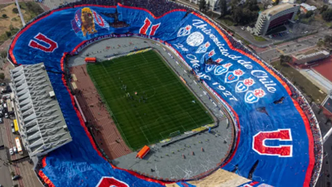 El político chileno se mantiene firme ante su promesa del estadio de Universidad de Chile | FOTO: Photosport