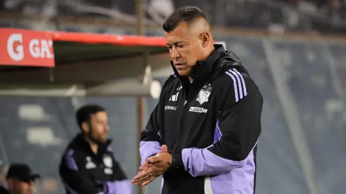 Jorge Almirón estaría viviendo sus últimas horas en Colo Colo.