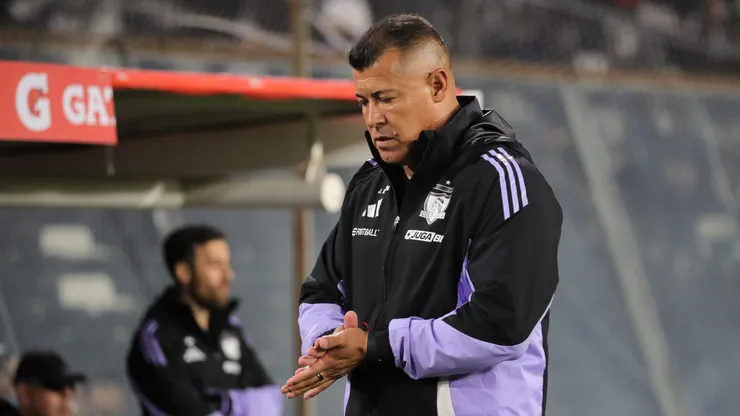 Jorge Almirón estaría viviendo sus últimas horas en Colo Colo.