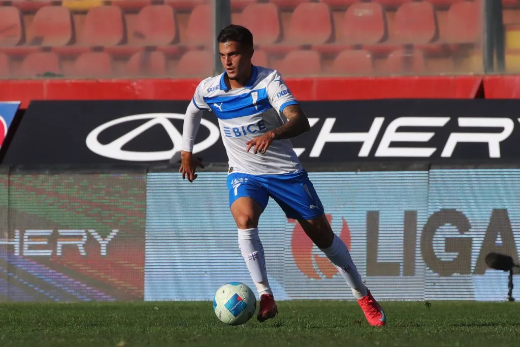 Los hinchas de la UC empiezan a perder la paciencia con el nivel de Gentil | FOTO: Jonnathan Oyarzun/Photosport