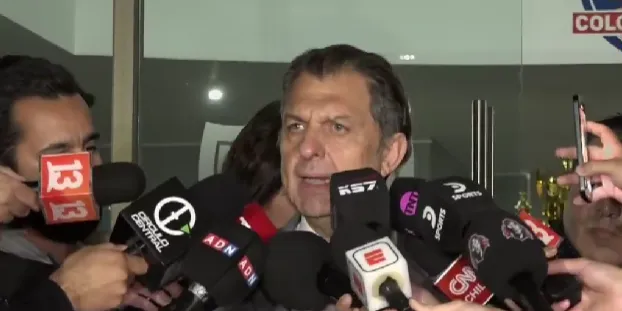 Aníbal Mosa tras la reunión extraordinaria de directorio en Blanco y Negro. (Foto: Captura)
