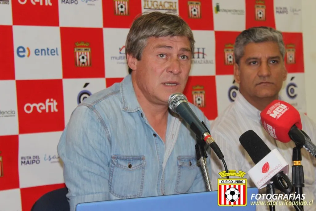 Carlos Bechtholdt habla de su estadía en Curicó Unido. (Foto: Curicó Unido)