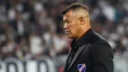 Jorge Almirón sigue siendo el entrenador de Colo Colo.