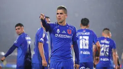 Leandro Fernández celebra su gol contra Huachipato, en la goleada de Universidad de Chile en la fecha 11 del Campeonato Nacional.