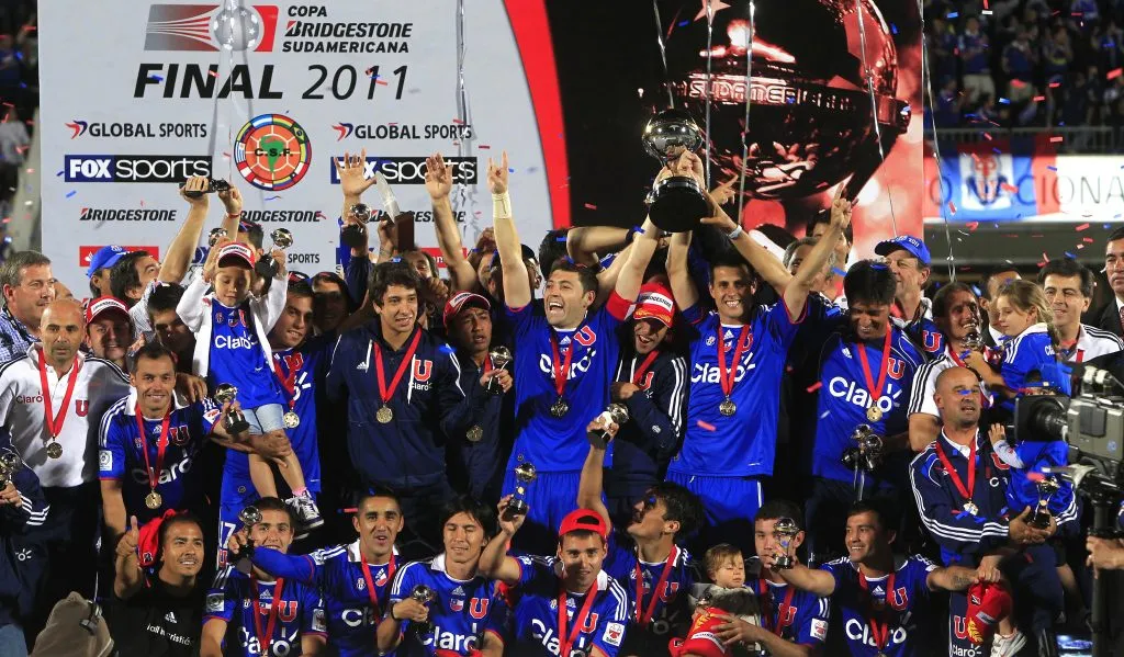 El equipo de Universidad de Chile que alcanzó la gloria en Sudamérica | FOTO: Photosport