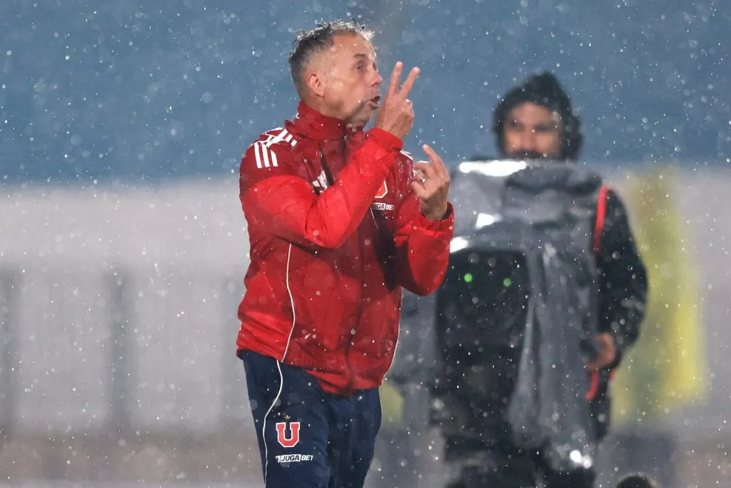 Álvarez alineará un equipo alternativo ante Limache | Foto: Photosport