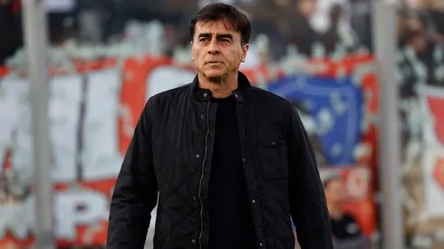 Quinteros es uno de los nombres que toma fuerza para dirigir a Colo Colo.