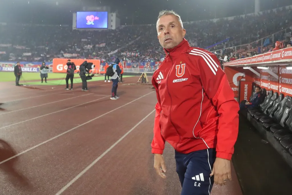 Gustavo Álvarez pidió el fichaje de Eduardo Vargas en Universidad de Chile.